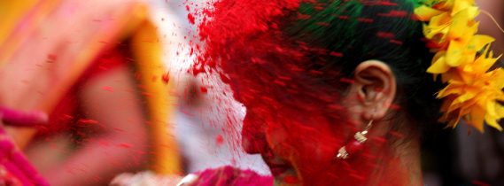 Il COLORE ALLO SPECCHIO